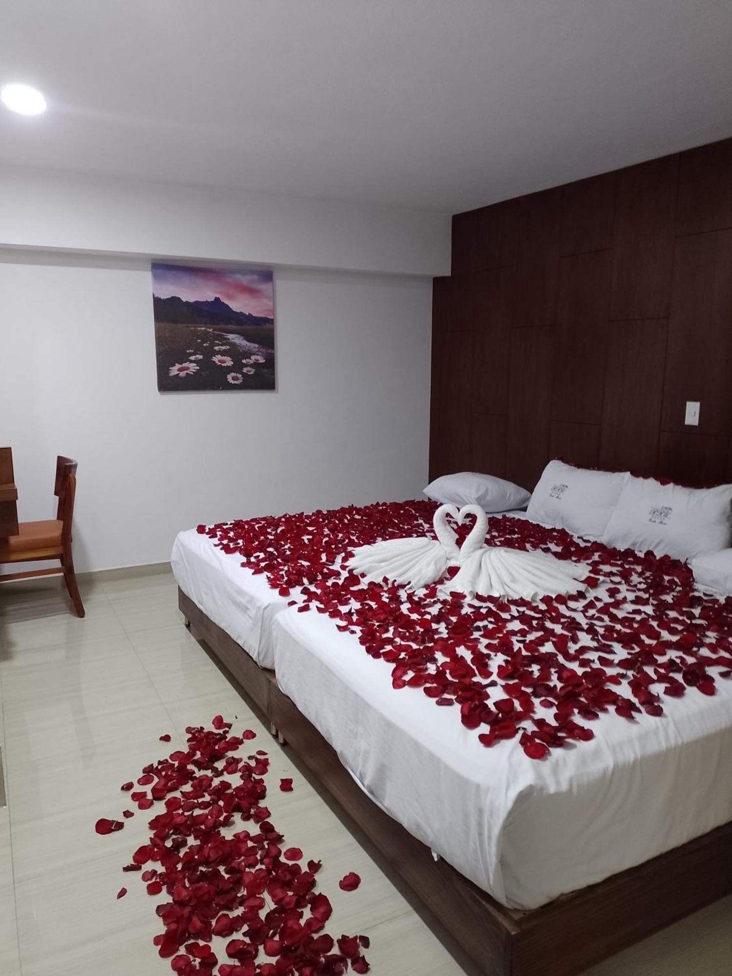 Hotel Rru ปวยบลา ภายนอก รูปภาพ